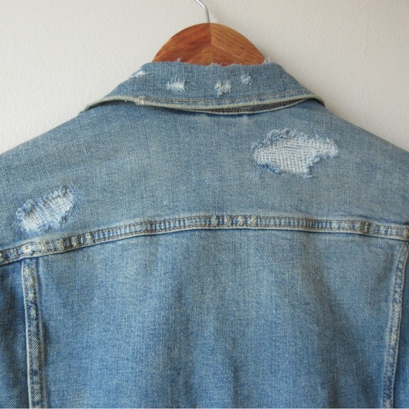old navy distressed blue denim jacket🌟 - Picture 7 of 9